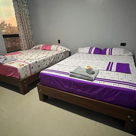 Adrian'S Hotel Пукалпа Екстериор снимка